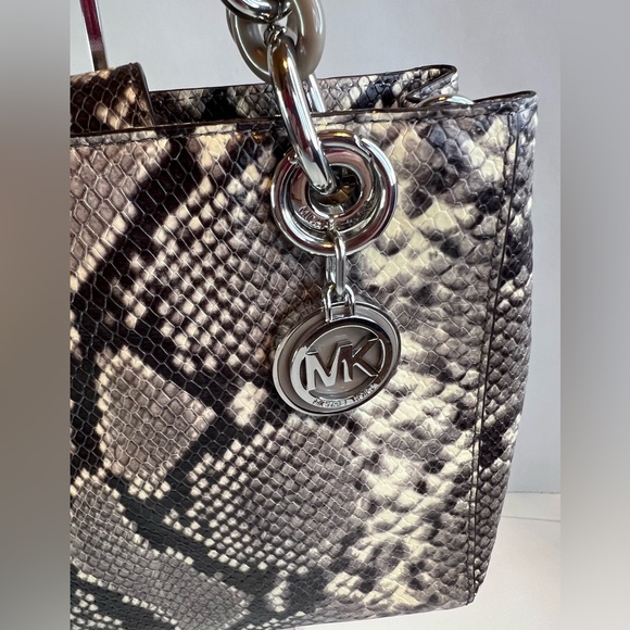 Michael Kors Steel Gray & Black Python Embossed Leather Small Cynthia Satchel - Picture 5 of 11